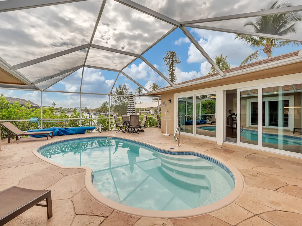 Sandcastles of Marco Island Waterfront Private Pool