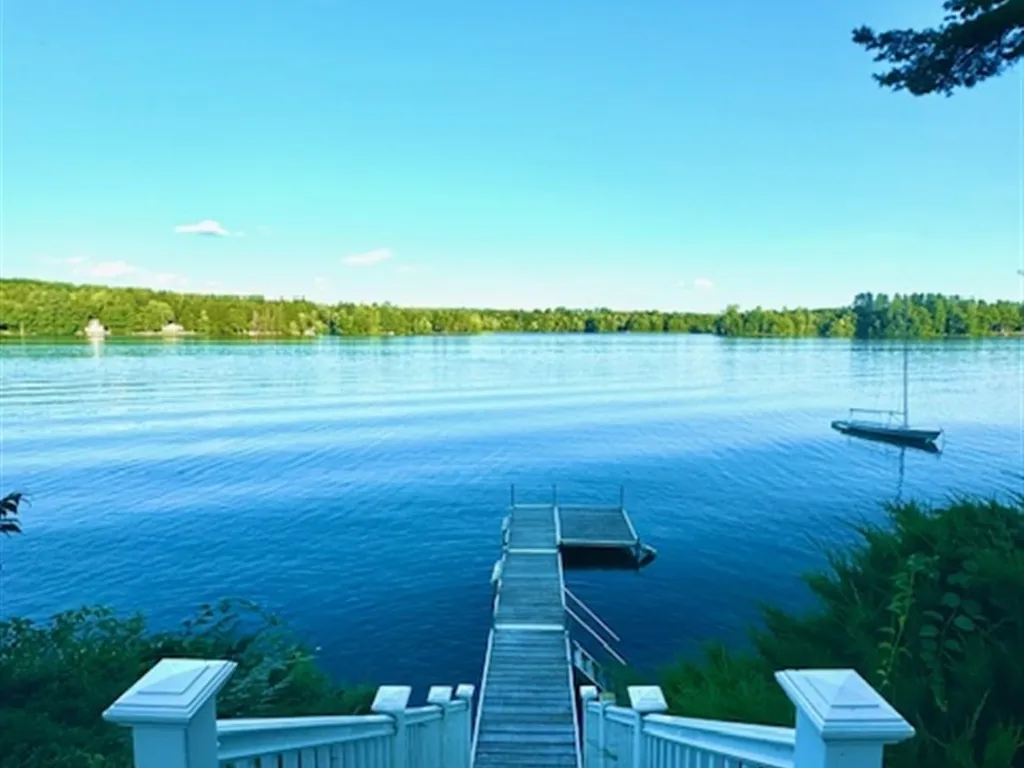 ANNABESSACOOK RETREAT LIMIT 8