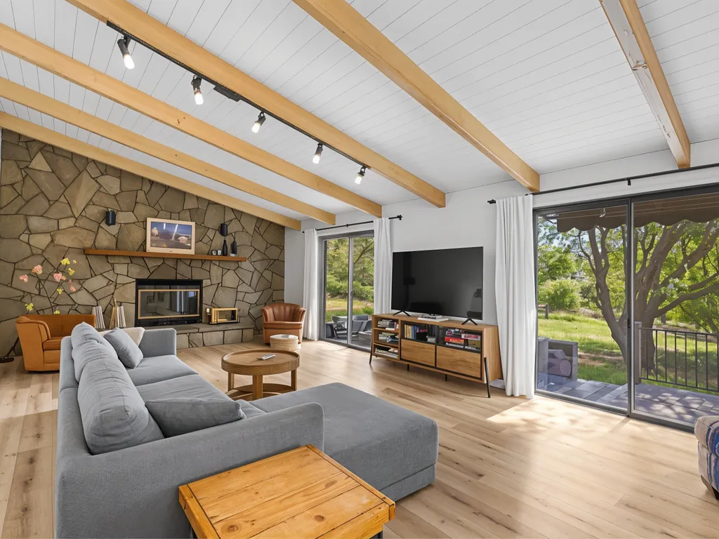 Property Image 0