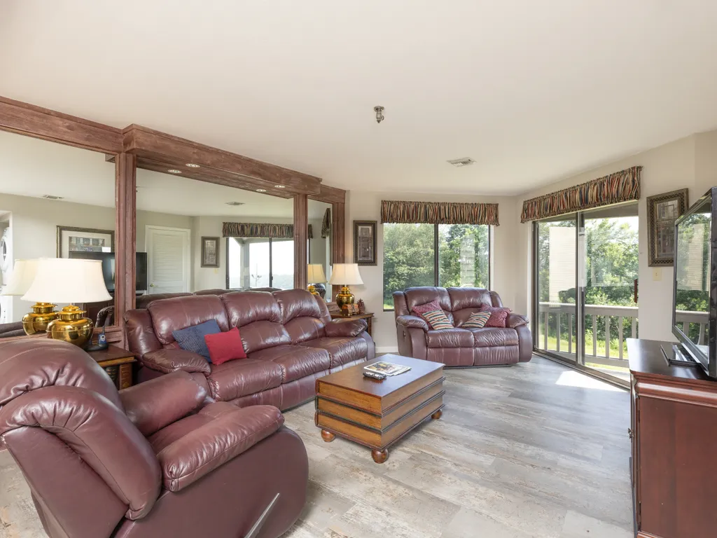 Property Image 0