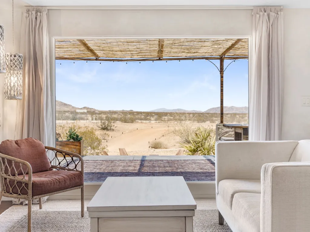 Desert Moon- Serene Desert Views &amp; Design