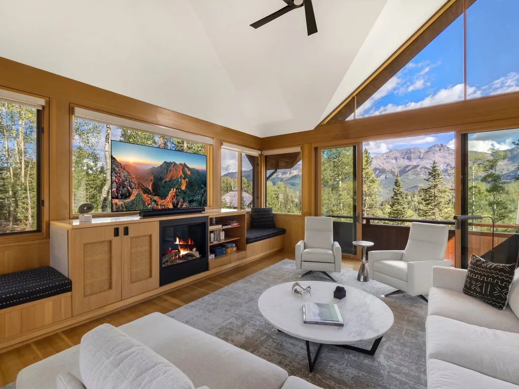 Sundancer Chalet