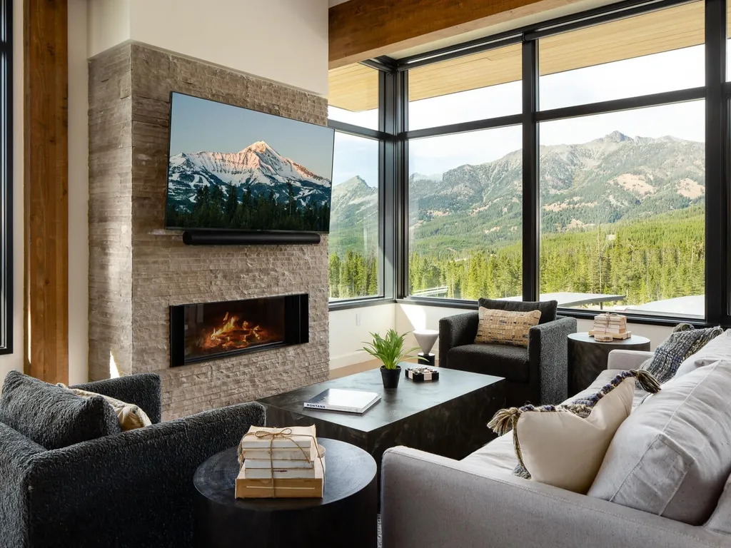 201 LakeLodge