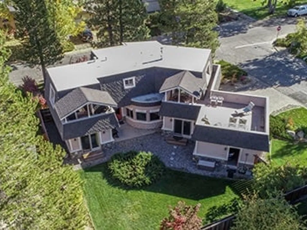 2253 Catalina Drive