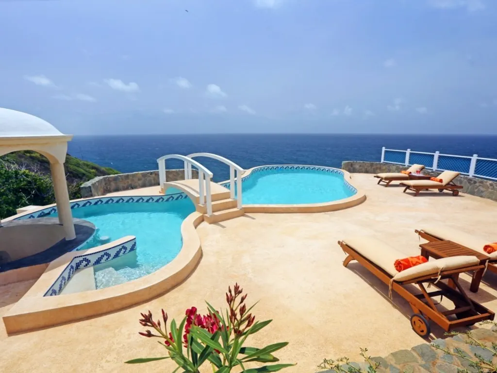 Equinox (1- 2 bedroom rate)