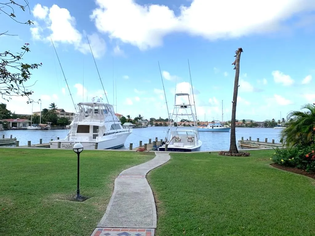 Bayview #7 (1 bedroom rate)