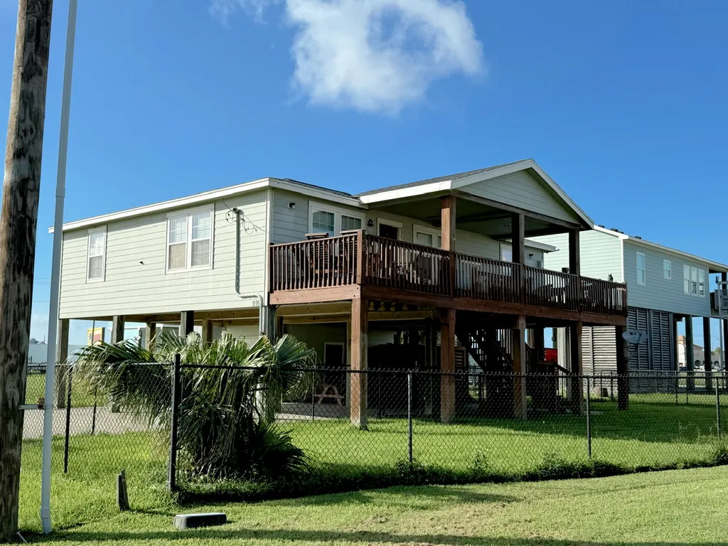 Sea Note Crystal Beach Home
