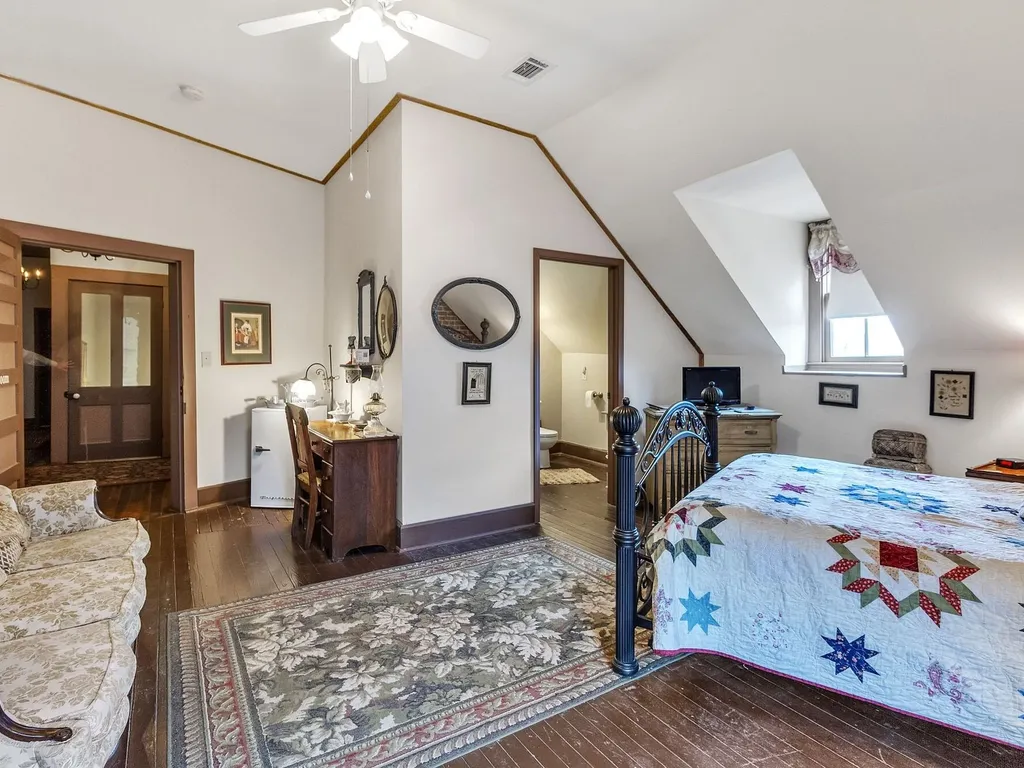 Property Image 0