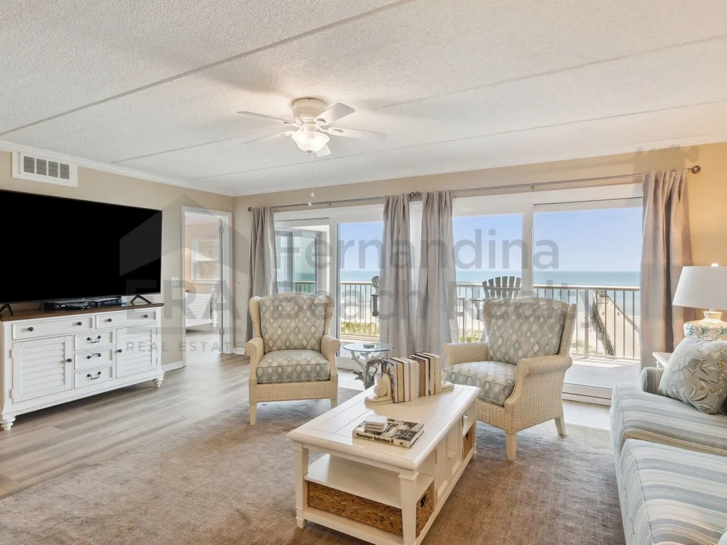 557 Amelia by the Sea