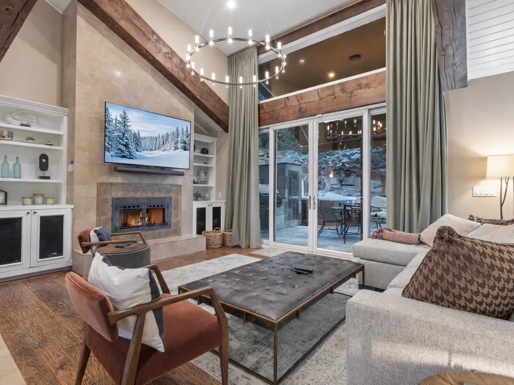 Woodside Gem 521 Where Ski Trips Become Traditions