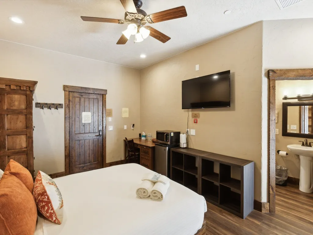 Property Image 0