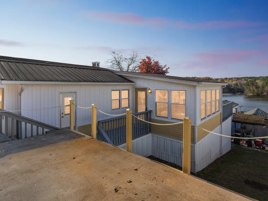 Lakeview Retreat in Badin Shores Resort