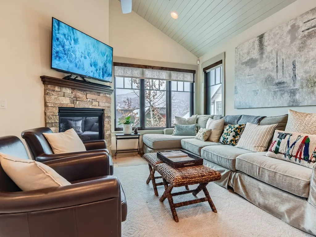 Cozy Skiers Secret Retreat Near Main Street Fun 916