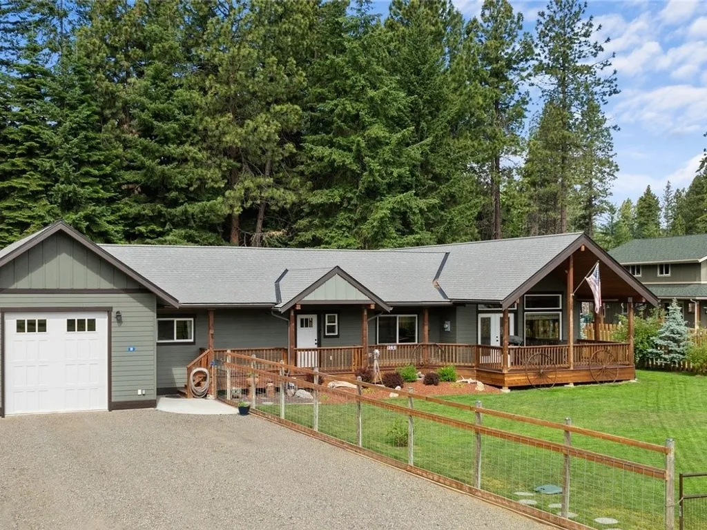 Mountain Home with Hot Tub, Sauna, and Game Room