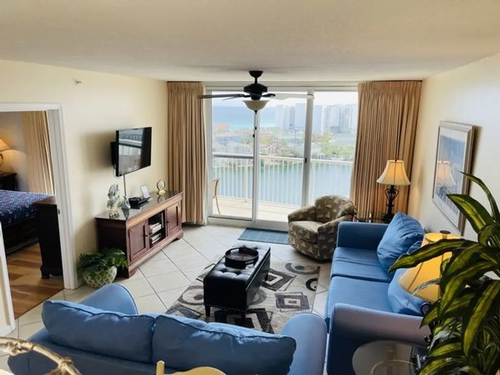 Terrace at Pelican Beach 1103