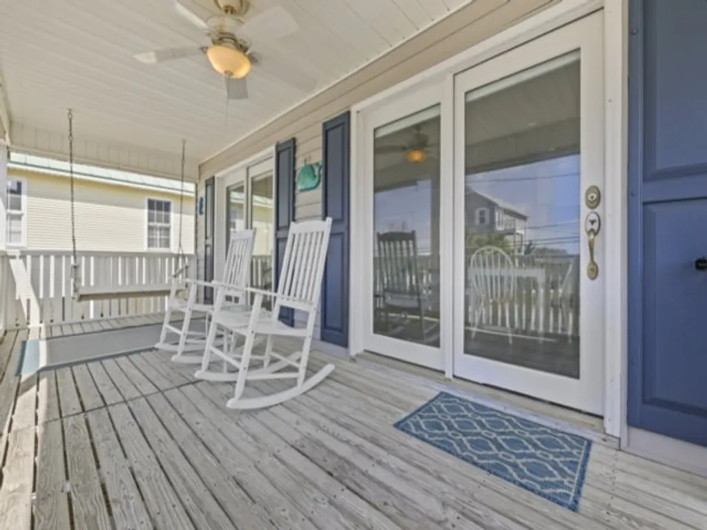 Shell Shack- 3bed 2 bath Home