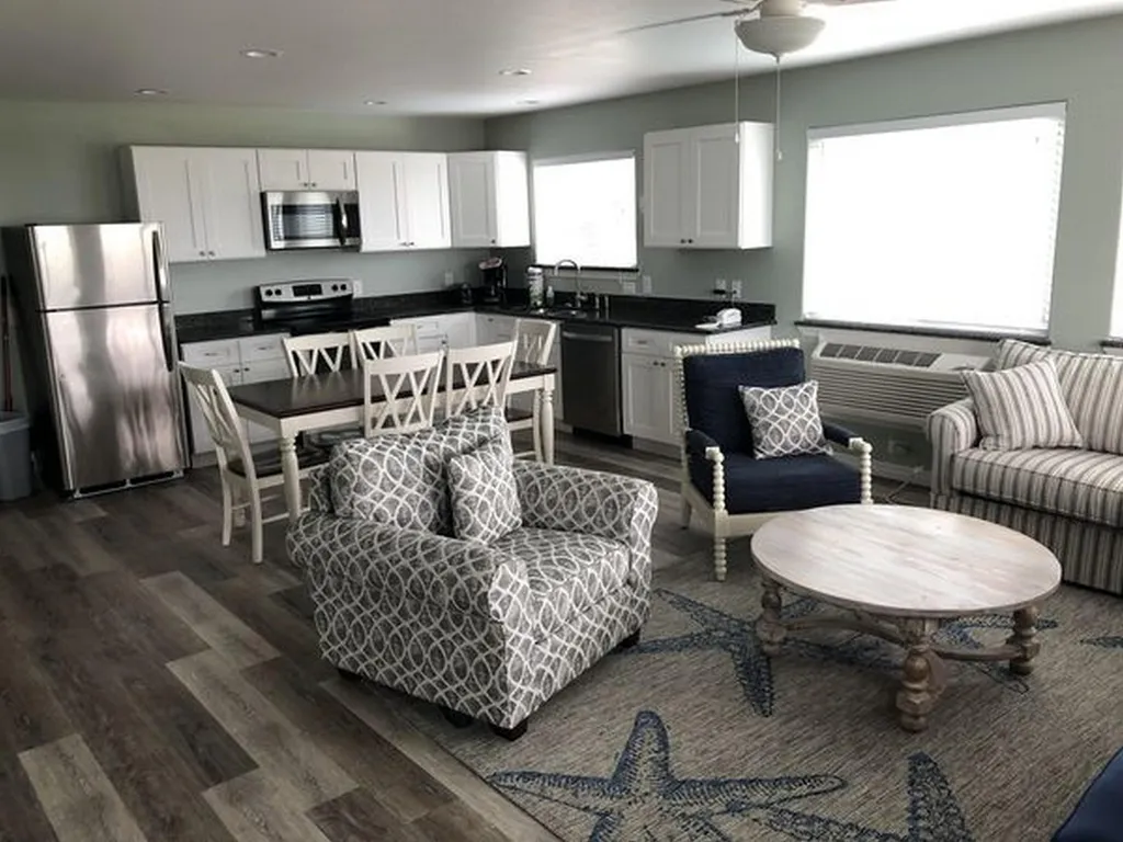 BeachGate Condo Suites and Oceanfront Resort- One Bedroom Suite #1