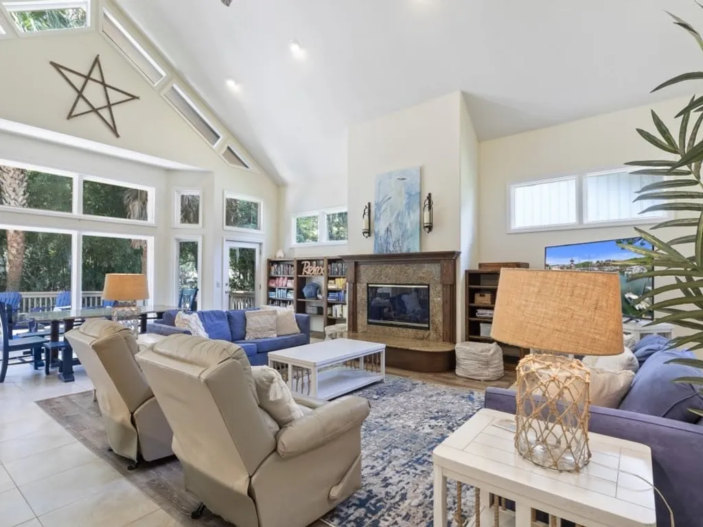 57 Lawton Rd. / Sea Pines / Pet Friendly