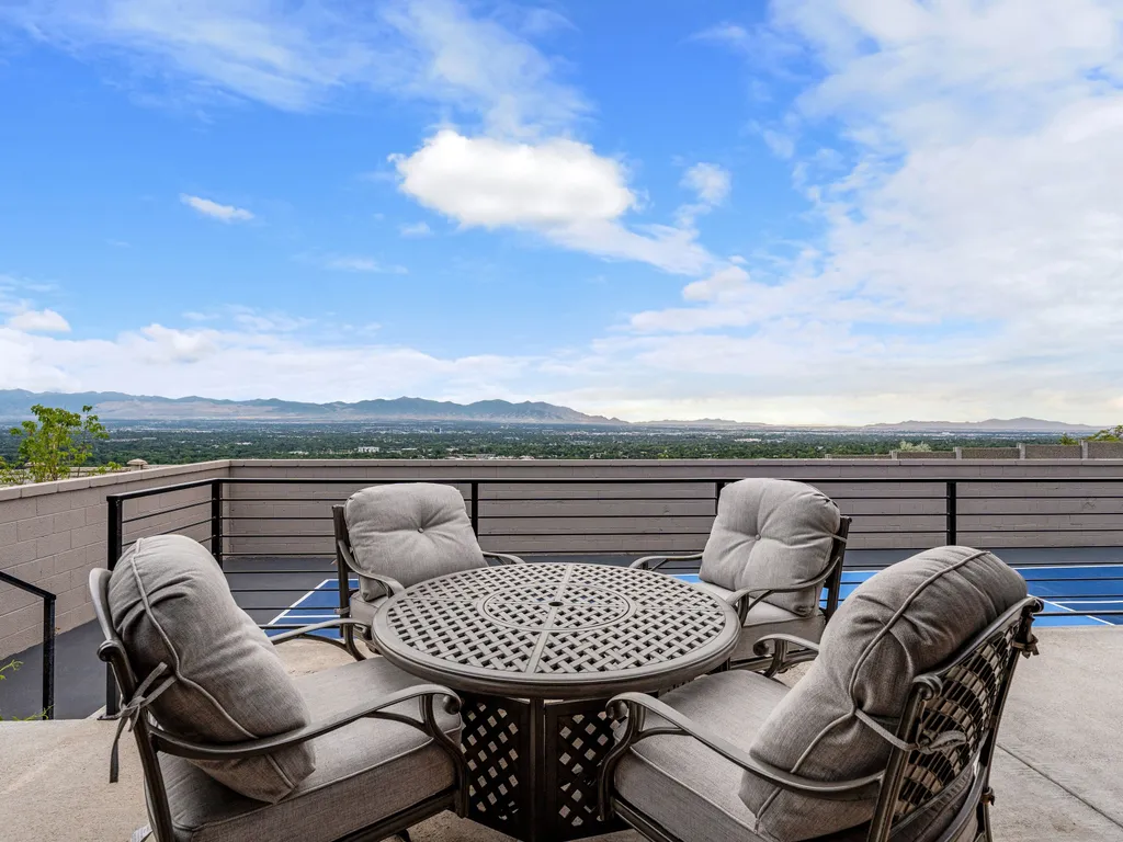 All-New Luxe Stay Views, Sauna &amp; Hot Tub close SKI