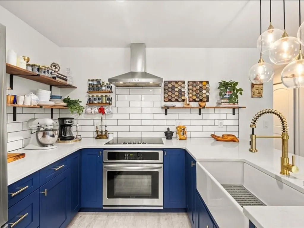 Remodeled Snowmass Pet-Friendly Modern 1BR Condo- G125