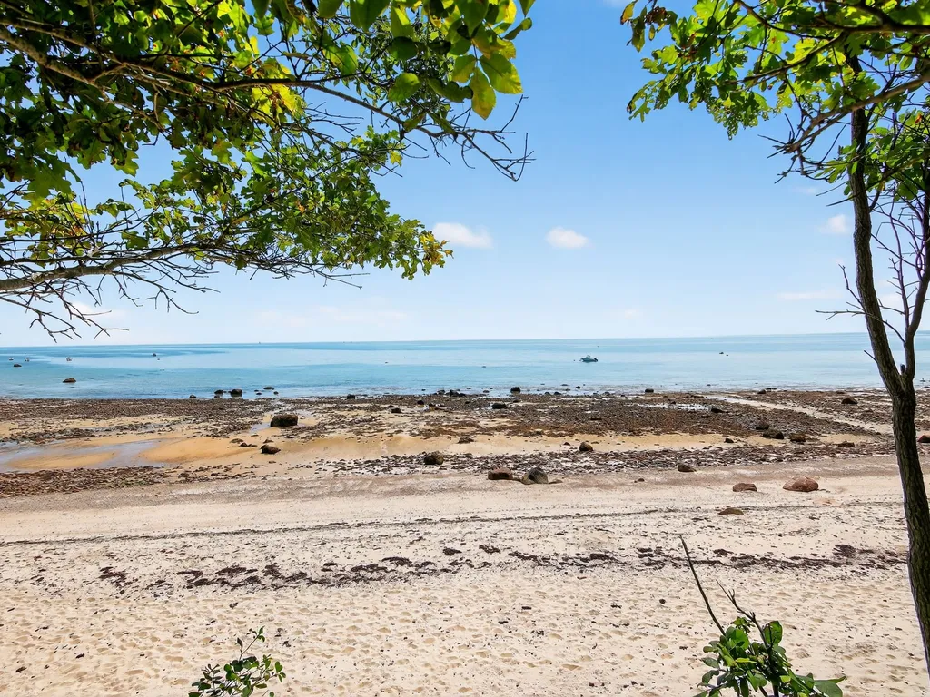 Ocean Views &amp; Private Beach 3BR Nature Escape