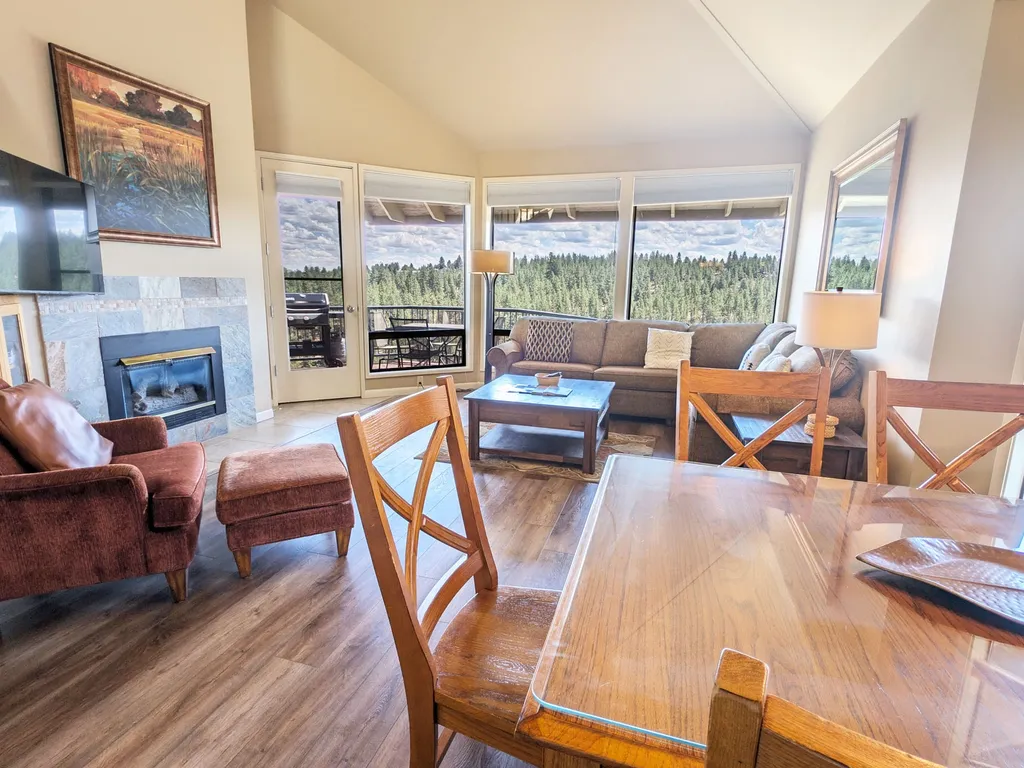 River Ridge 423A