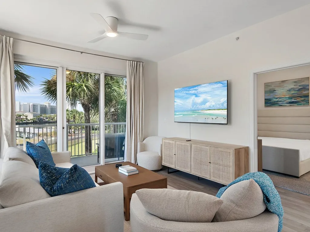 Terrace at Pelican Beach 0107