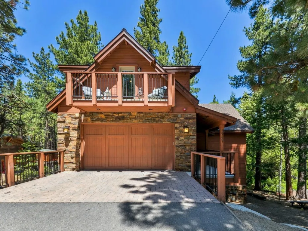 3717 Regina Road