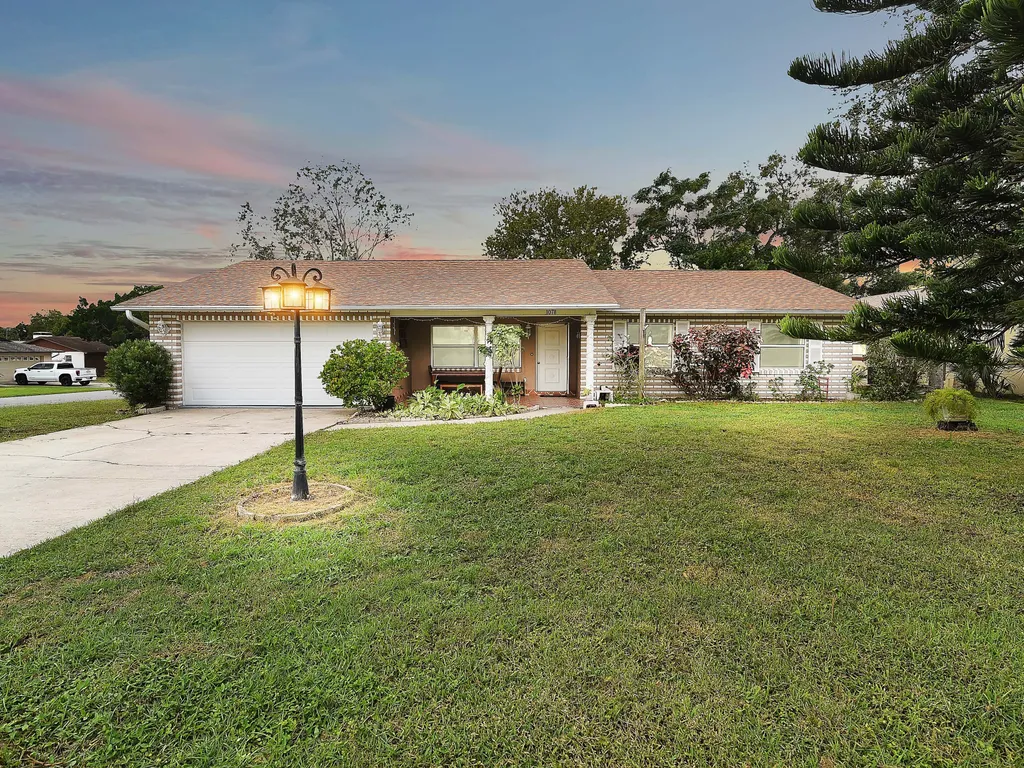 Chelsea Way Getaway Bright 4BR Family Retreat