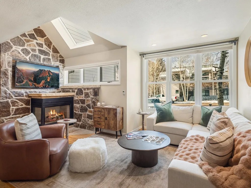 Eira House