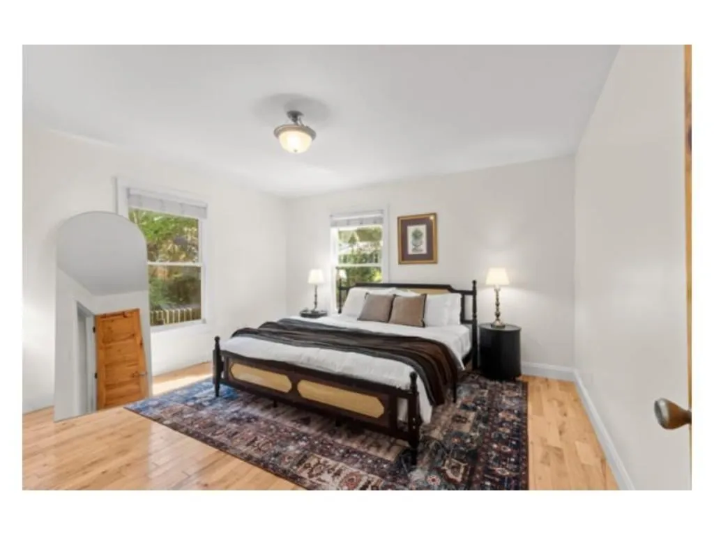 New listing! The Terra Cotta Bungalow with Firepit!