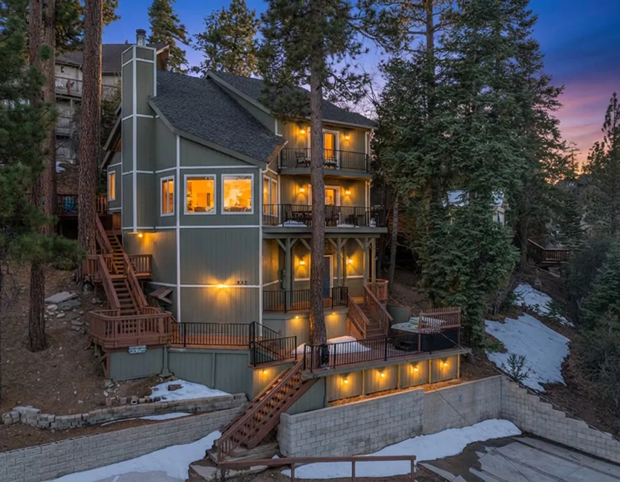 23- Big Bear Lakeview Lodge