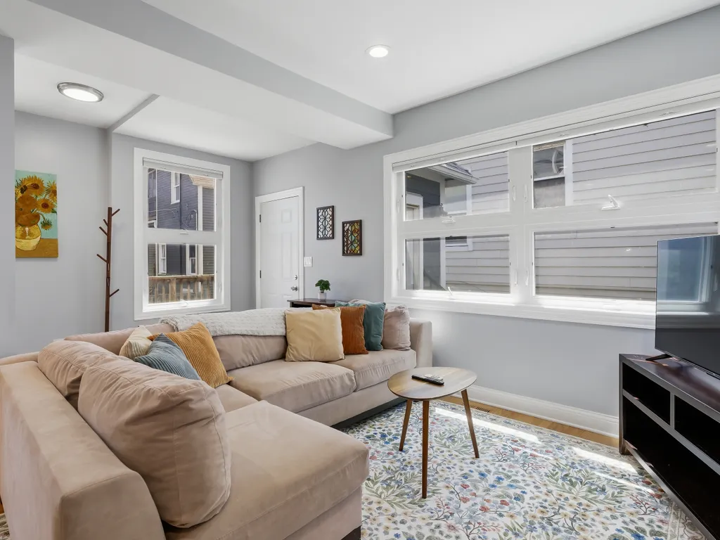 Property Image 0