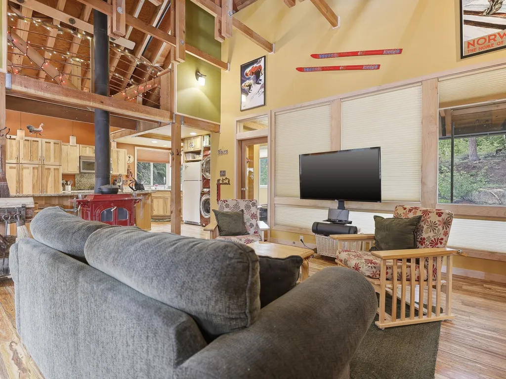 Property Image 6