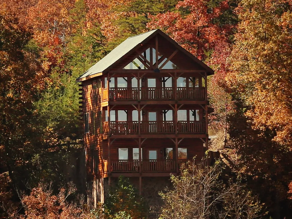 Enourmous Luxury Mountain Cabin